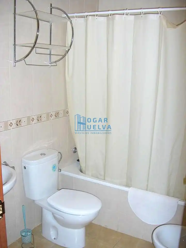 Baño de Piso en venta en Reina Victoria - Matadero 