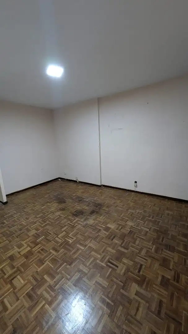 Piso en venta en Madrid con Calefacción y Terraza