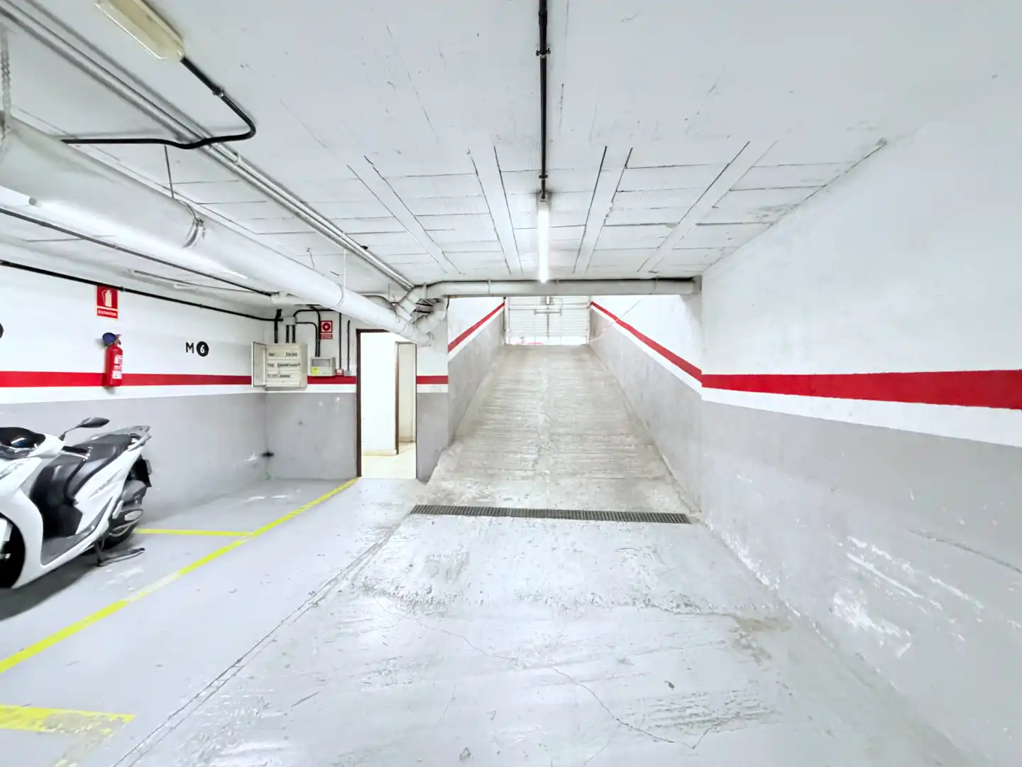Parking de Ático en venta en Barcelona con Aire acondicionado, Calefacción y Parquet