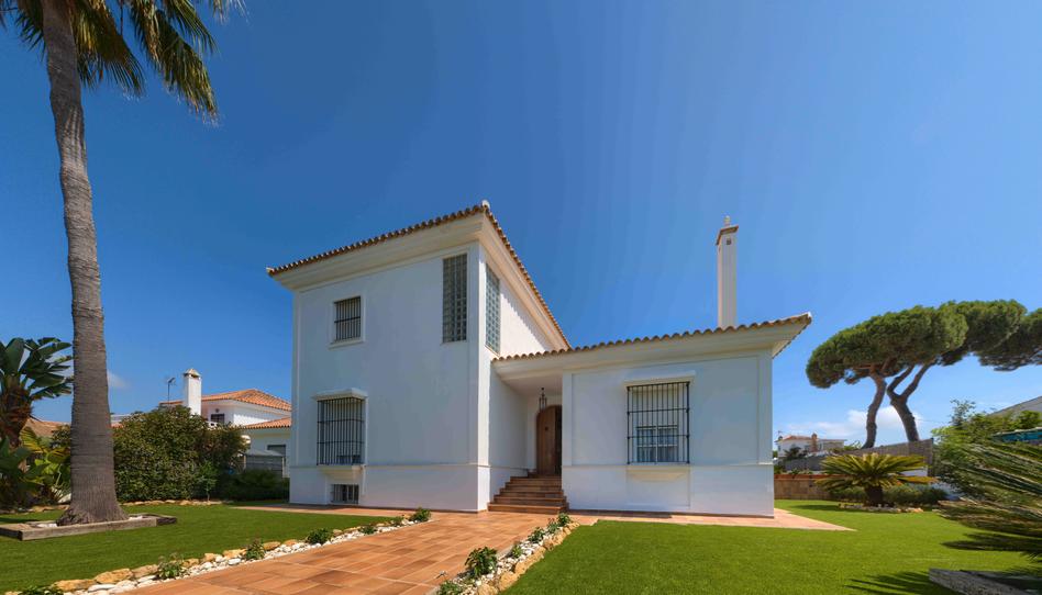 Photo 1 of House or chalet for sale in  Av. Cristóbal Colón, 23, El Portil, Huelva