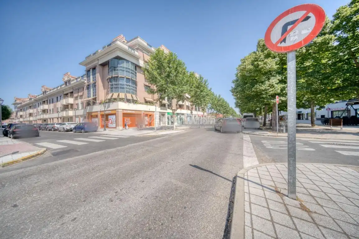 Vista exterior de Pis en venda en Laguna de Duero amb Aire condicionat, Calefacció i Terrassa