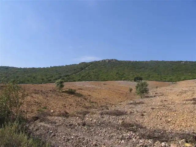 Grundstücke zum Verkauf in Baterno