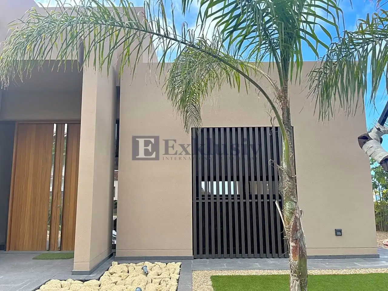House with pool for sale in El Durazno