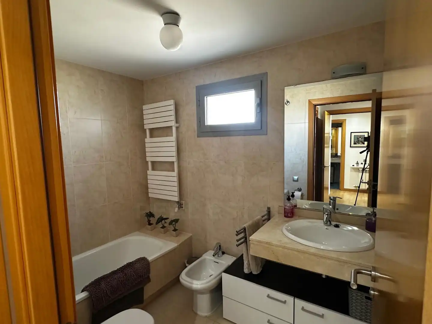 Bany de Pis en venda en Barberà del Vallès amb Aire condicionat, Calefacció i Terrassa