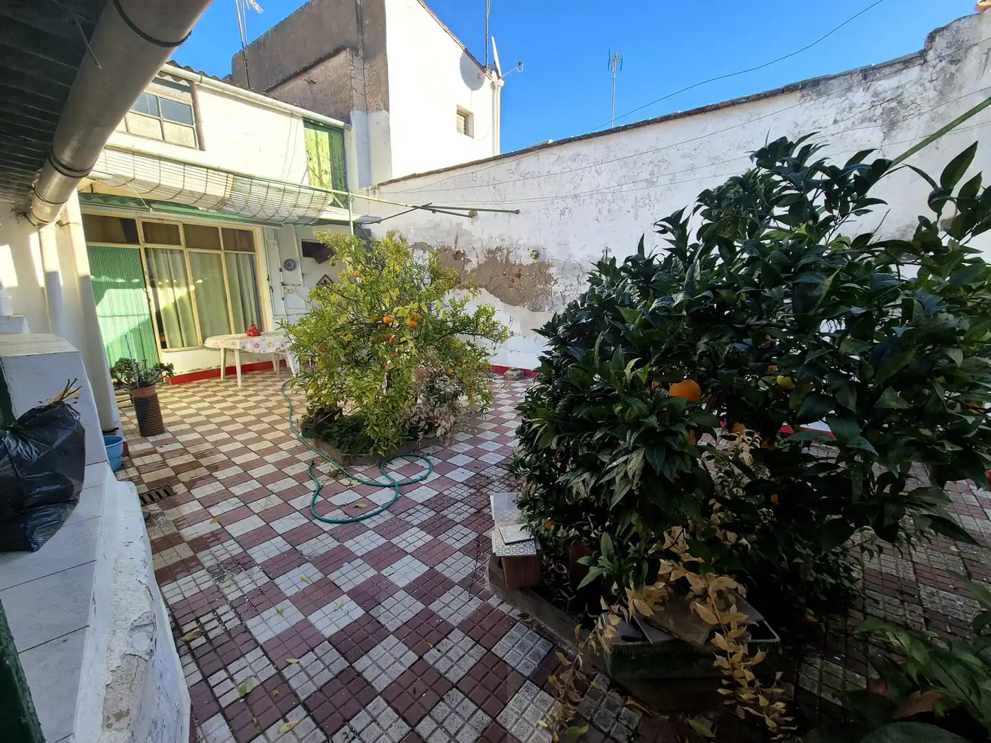 Casa adosada en venda a Montijo
