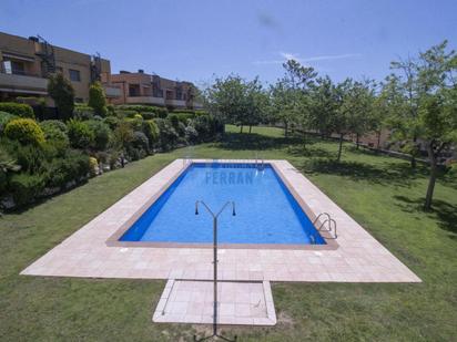 Swimming pool of Attic for sale in El Vendrell  with Air Conditioner and Terrace