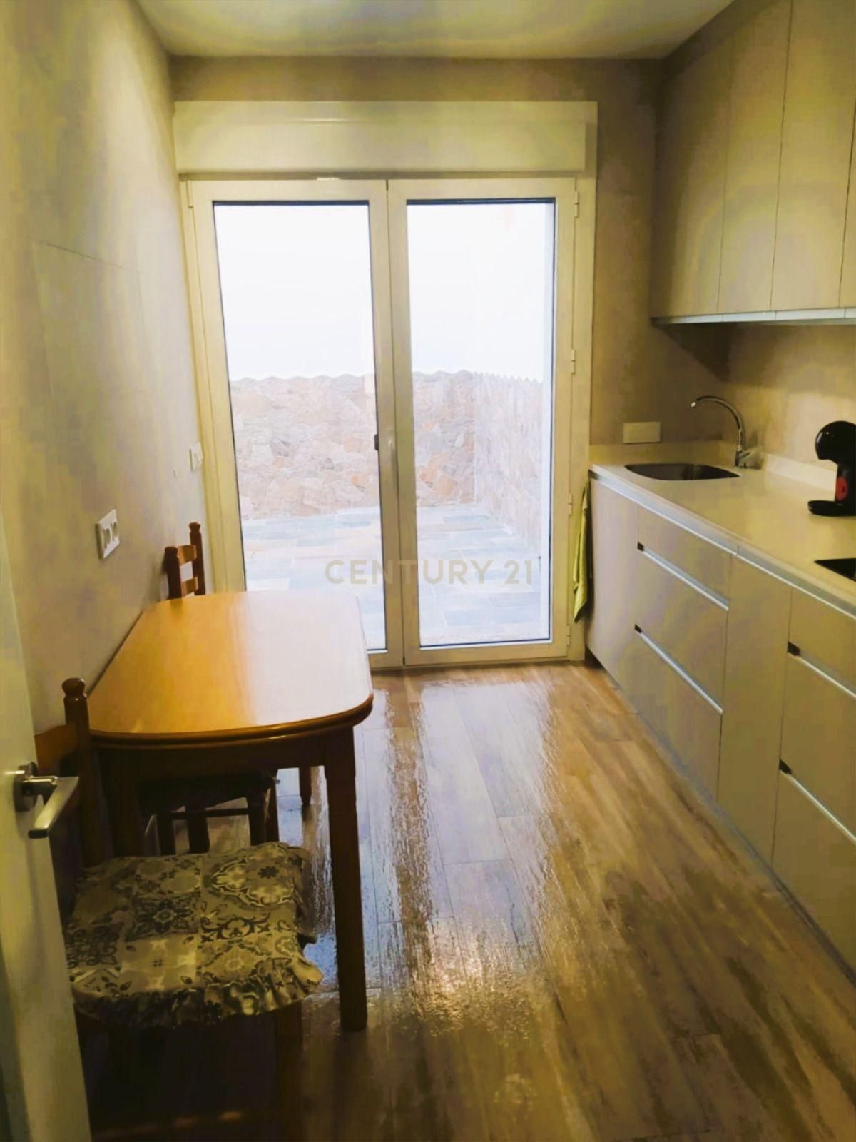 Kitchen of House or chalet to rent in Malpartida de Cáceres  with Air Conditioner, Storage room and Oven