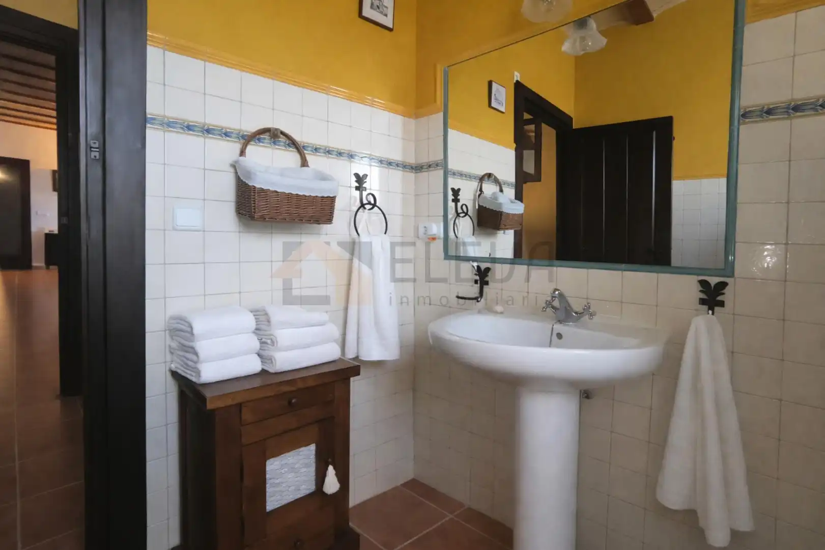 Bathroom of Flat for sale in Minaya  with Heating, Terrace and Furnished