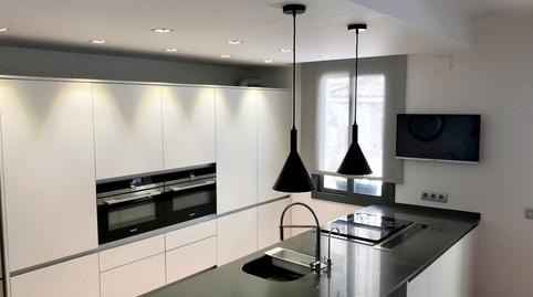 Foto 4 de Casa adosada en venda a Major, Centre, Barcelona