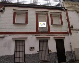 Vista exterior de Casa o xalet en venda en Navaconcejo amb Terrassa