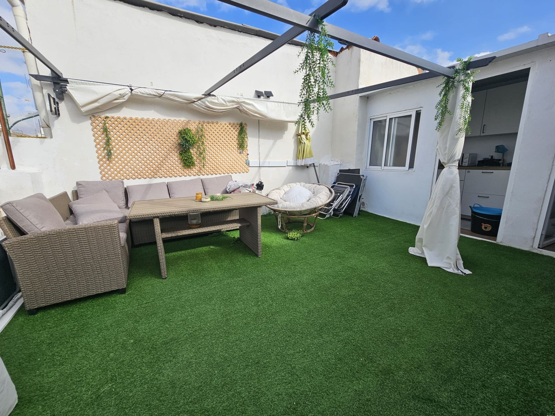 Single-family semi-detached to rent in SANT ROC, Massanassa