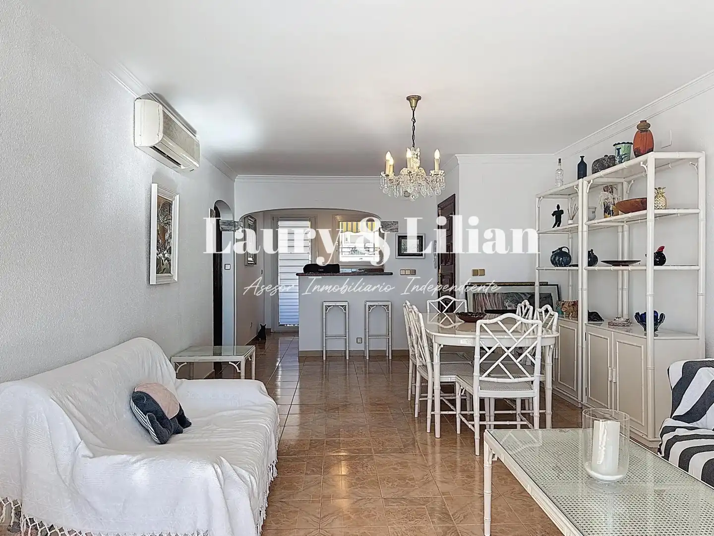 Mini appartamento con terrazza in vendita a Almadrava - Canyelles - Puig-Rom, imagen 11