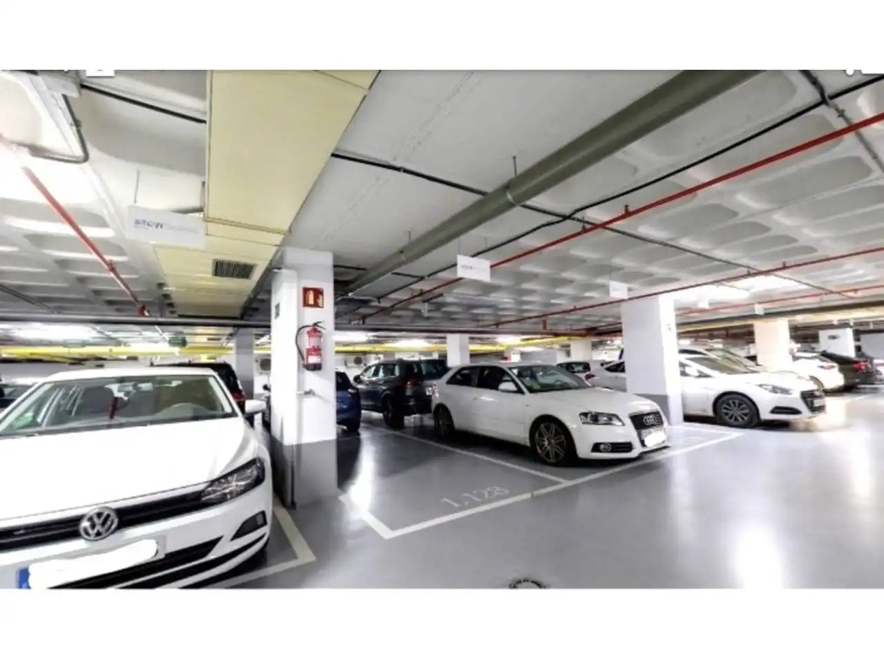 Parking of Office for rent in Madrid  with Air Conditioner, Heating and Alarm