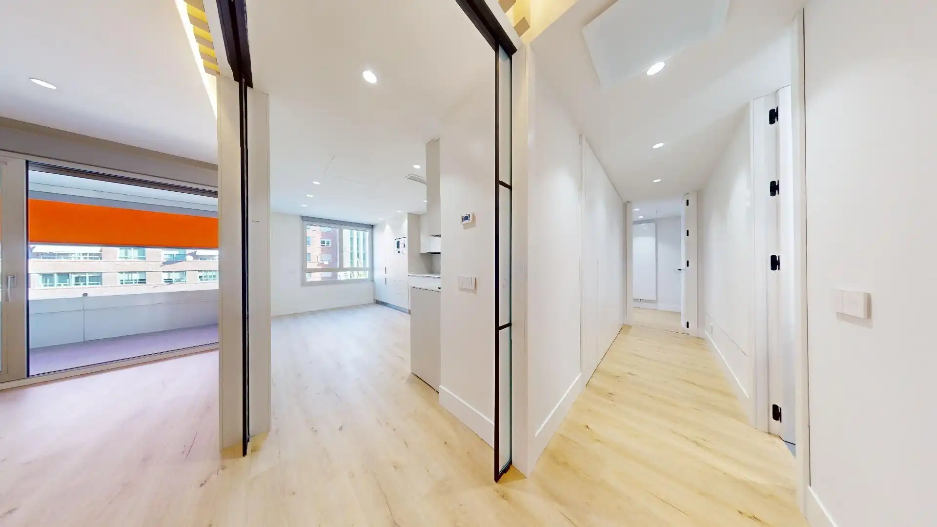 Flat for rent in Madrid  with Air Conditioner, Heating and Storage room