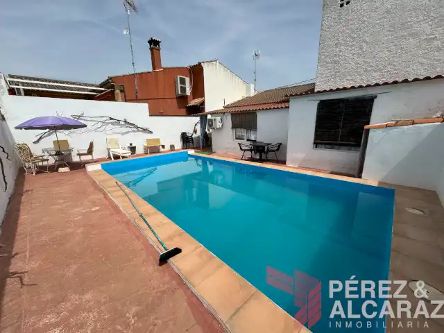Swimming pool of Houses for sale in Hornachuelos  with Air Conditioner and Swimming Pool