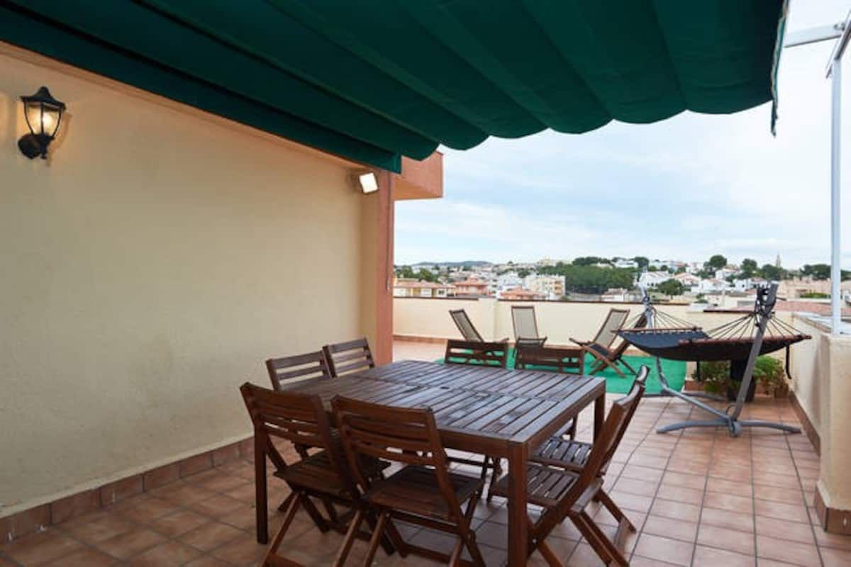 Duplex for sale in Carrer de la Cala, Marítima Nord