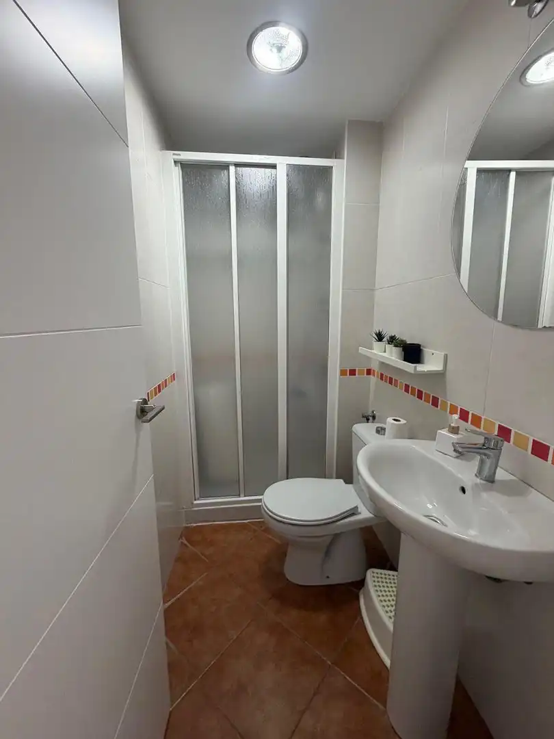 Bany de Pis en venda en Torremolinos amb Aire condicionat, Terrassa i Piscina comunitària