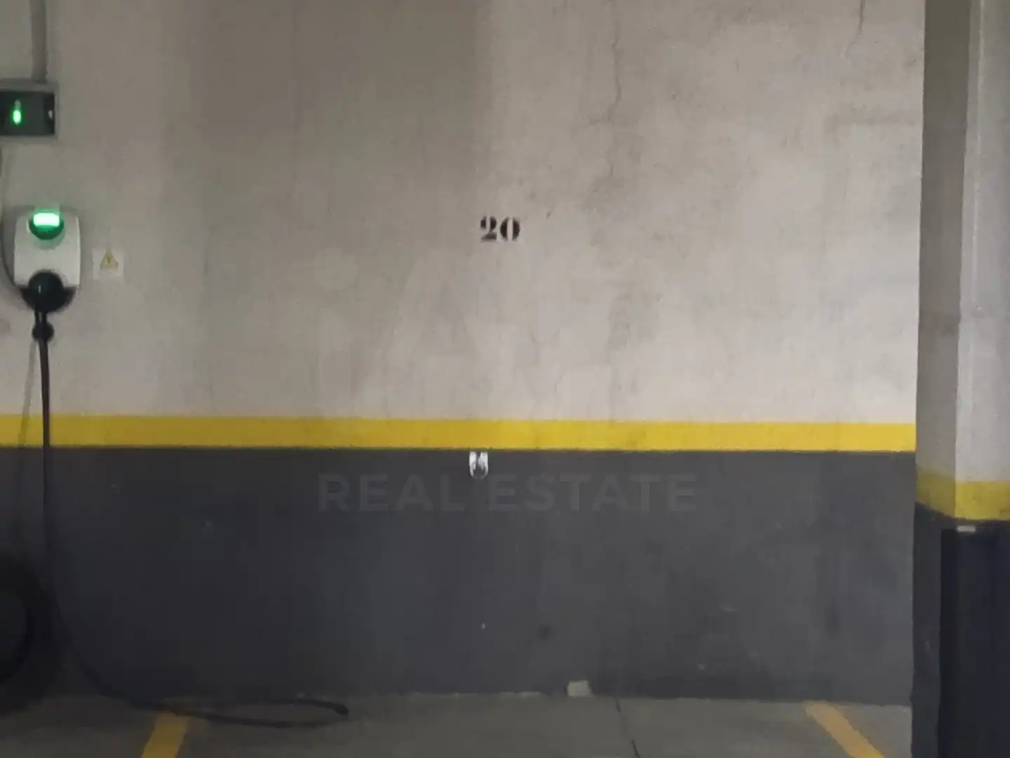 Einzelparkplatz zum Verkauf in Paseo de Juan Antonio Vallejo-Nájera Botas