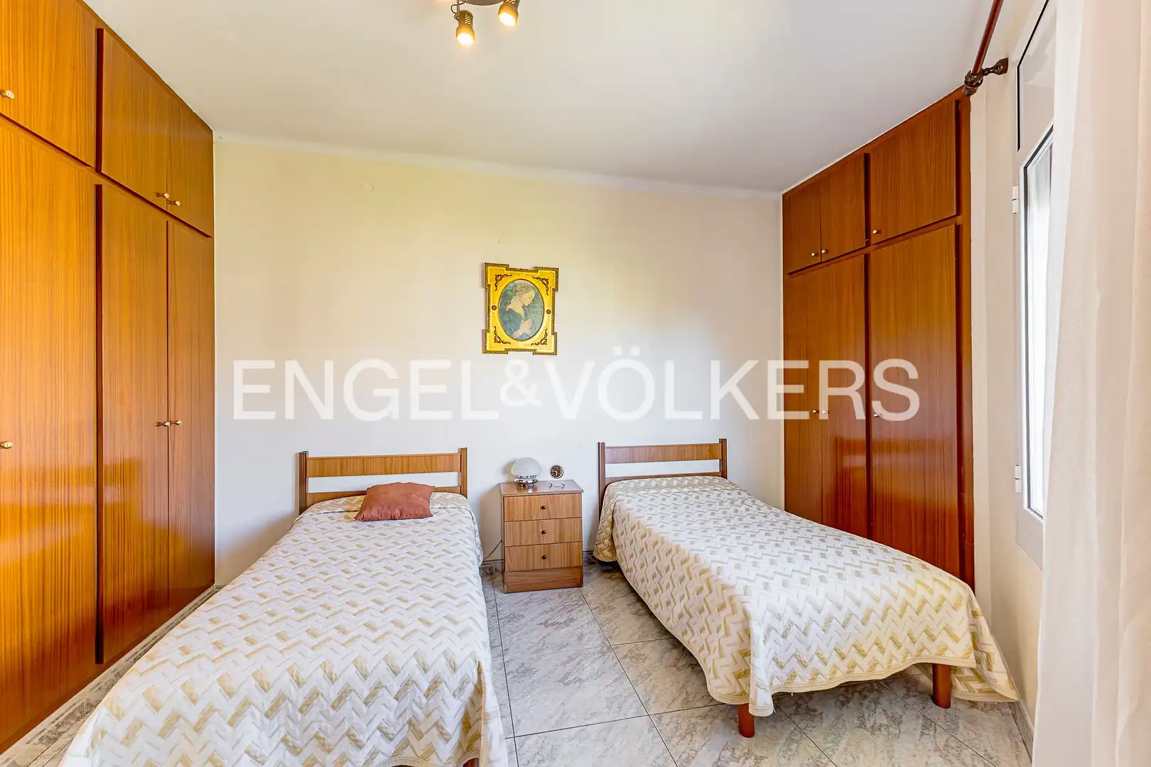 Schlafzimmer von Wohnung zum Verkauf in Barcelona mit Heizung und Balkon