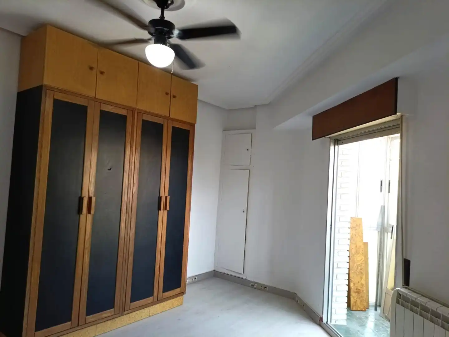 Habitación de Piso en venta en Miranda de Ebro con Calefacción, Terraza y Balcón