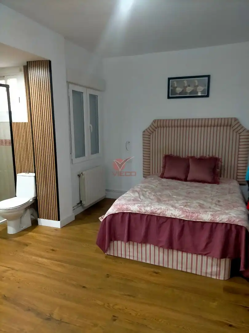 Piso en venta en DIEGO JIMENEZ, Centro