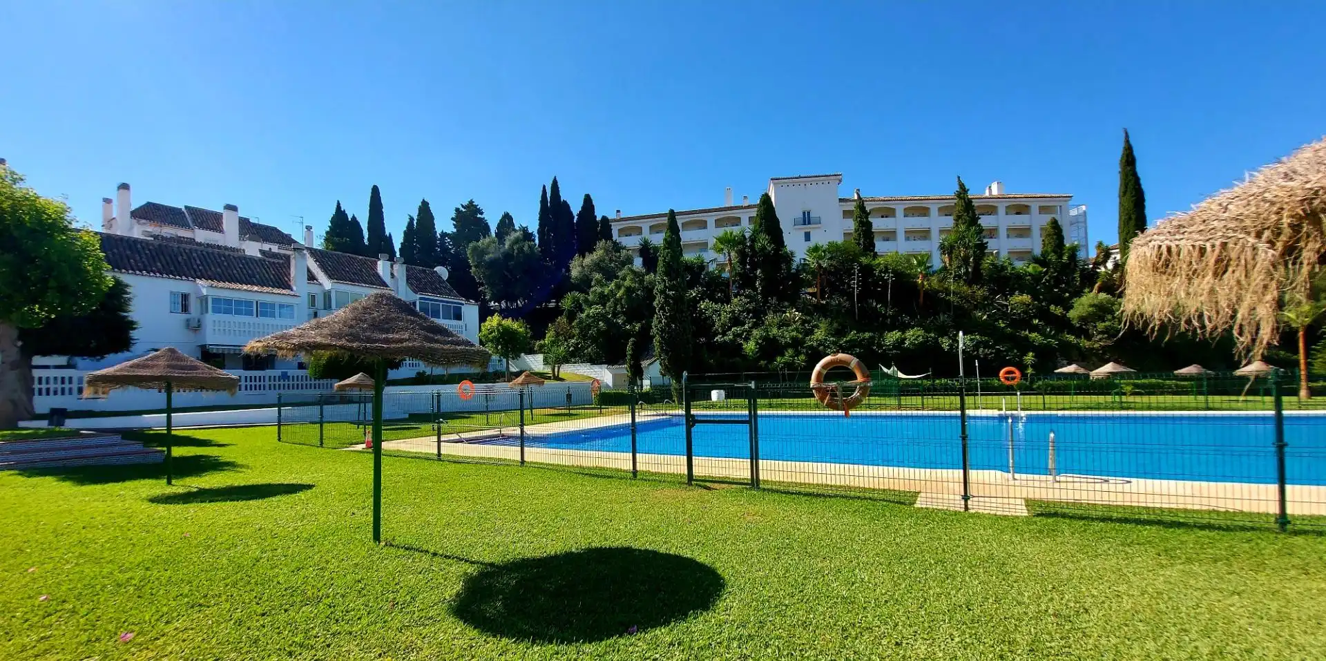 Jardí de Casa adosada en venda en Mijas amb Aire condicionat, Terrassa i Traster