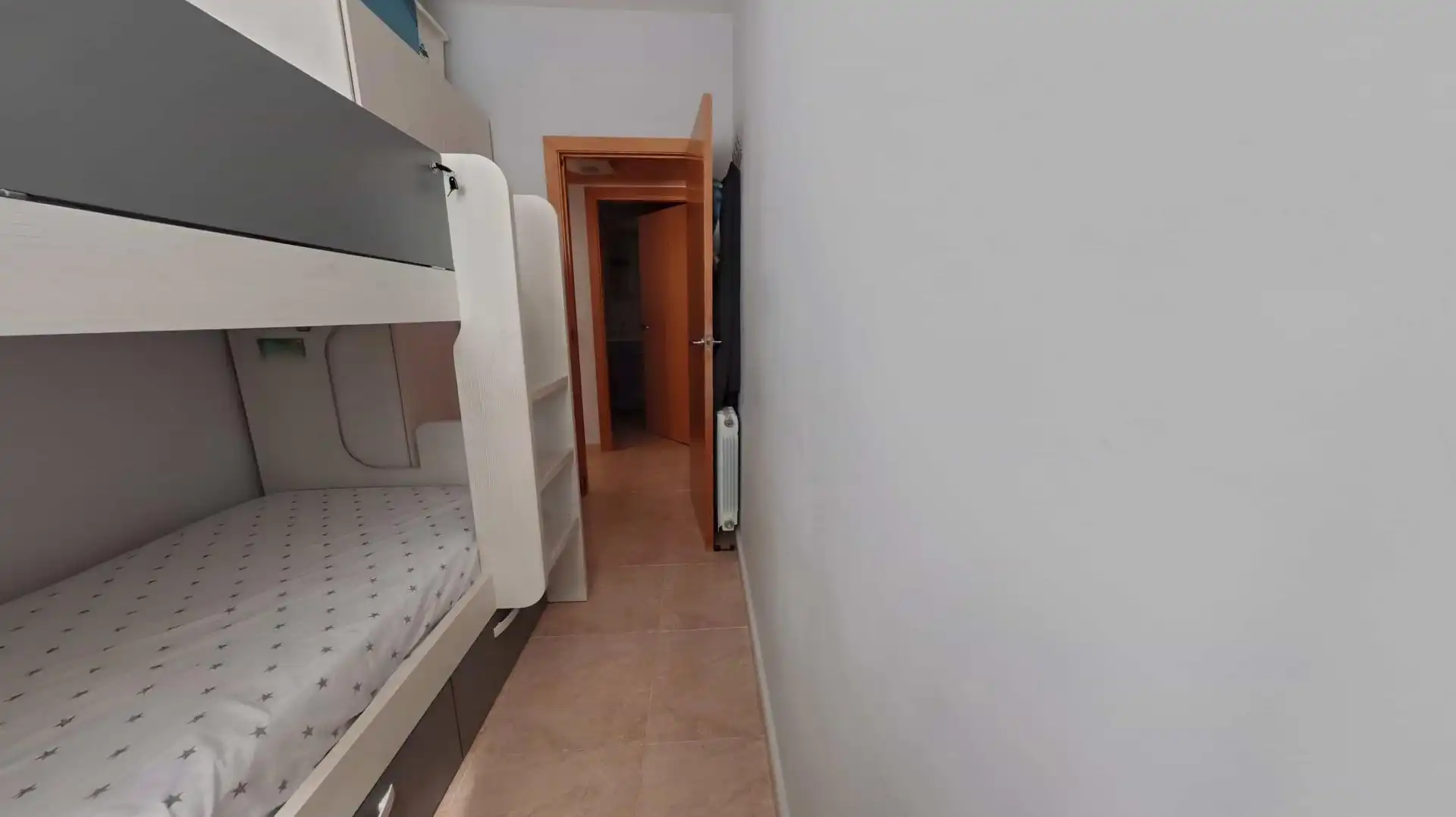 Schlafzimmer von Wohnung zum Verkauf in Sant Jaume dels Domenys mit Heizung, Schwimmbad und Balkon