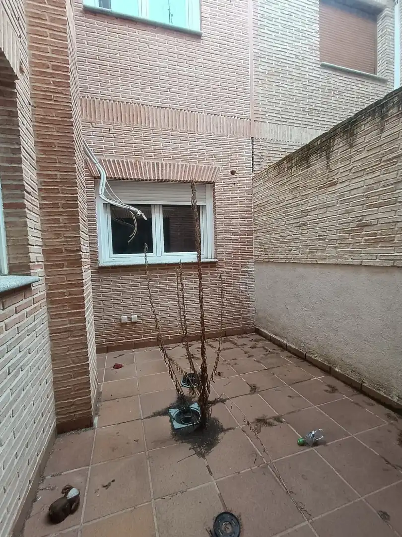 Garten von Einfamilien-Reihenhaus zum Verkauf in Talavera de la Reina mit Abstellraum