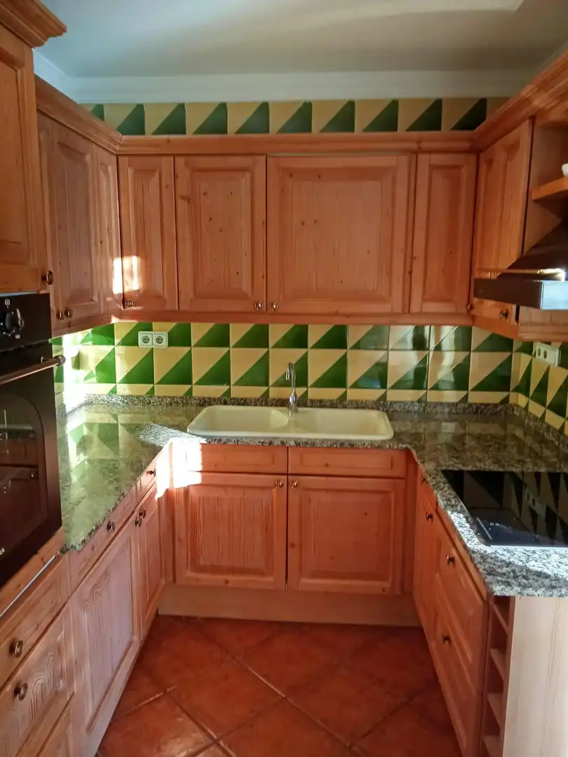 Cuina de Casa o xalet en venda en Sant Llorenç d'Hortons amb Calefacció, Jardí privat i Terrassa