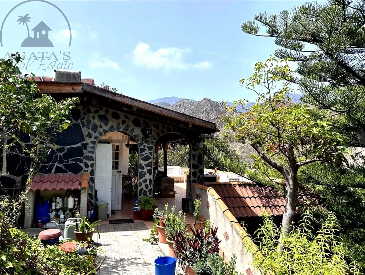 Terraza de Finca rústica en venta en Vallehermoso con Aire acondicionado, Calefacción y Jardín privado