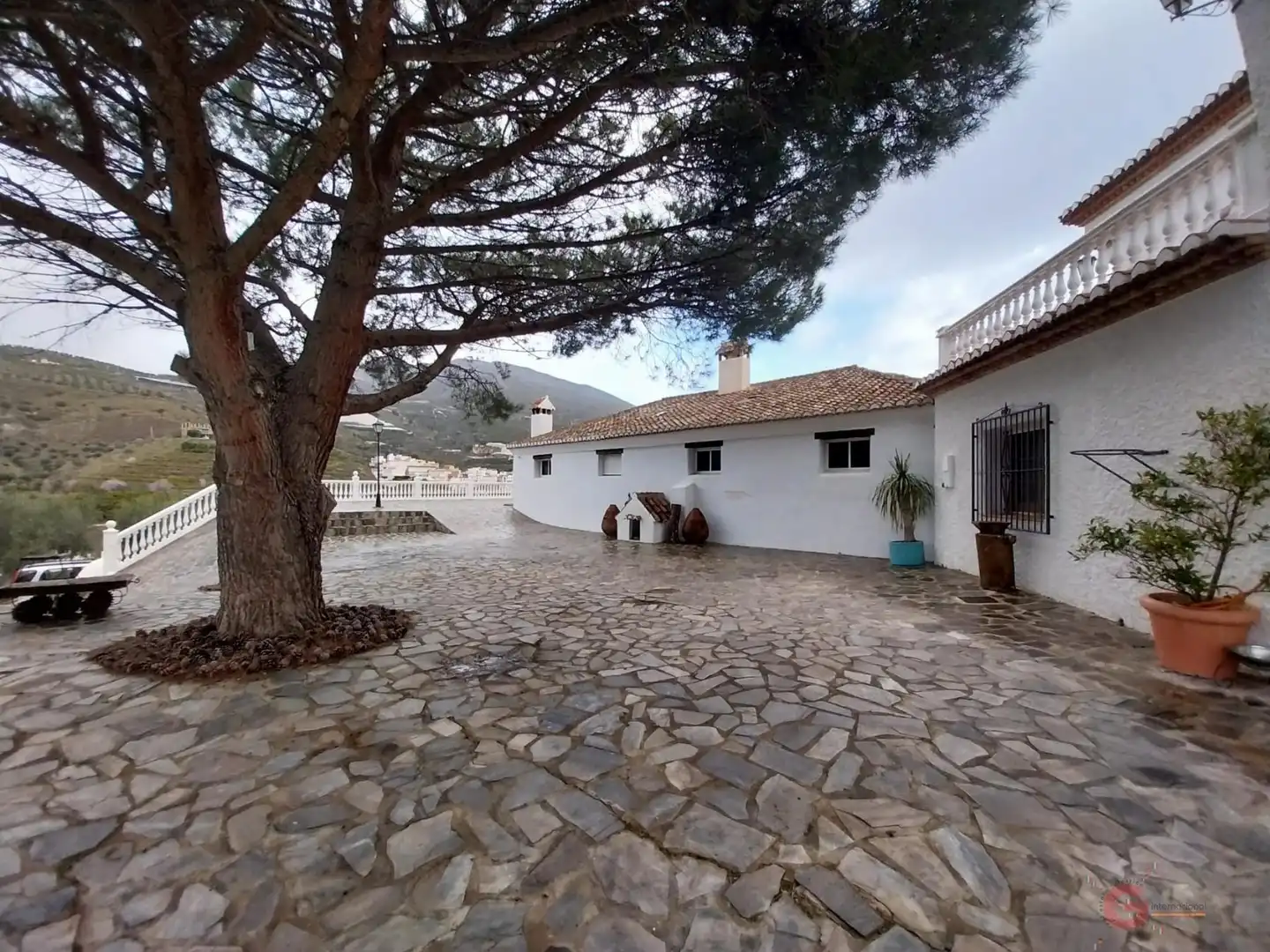 Casa rústica amb terrassa en venda a Ítrabo, imagen 35