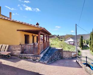 Exterior view of House or chalet for sale in Anguita  with Terrace