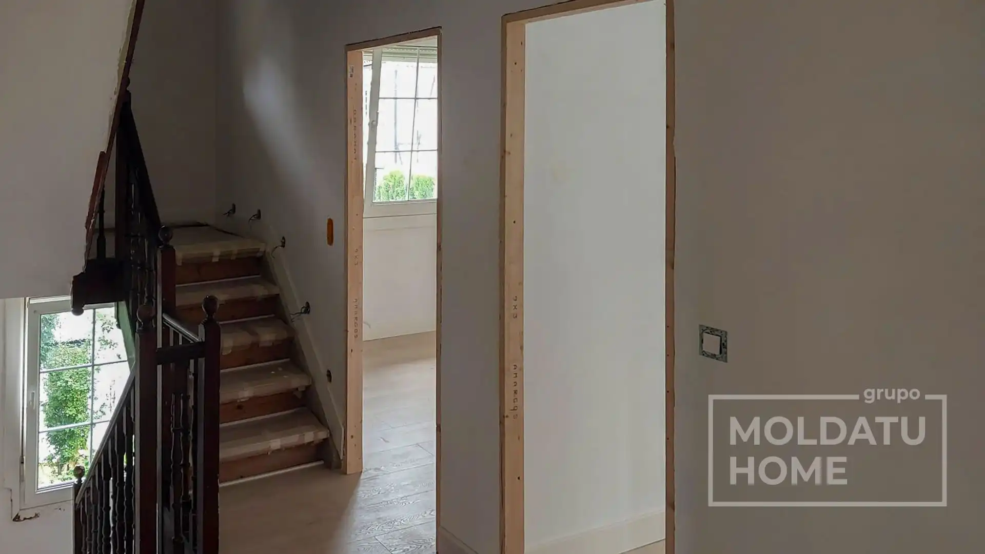 Einfamilien-Reihenhaus zum Verkauf in Bilbao  mit Klimaanlage, Heizung und Privatgarten