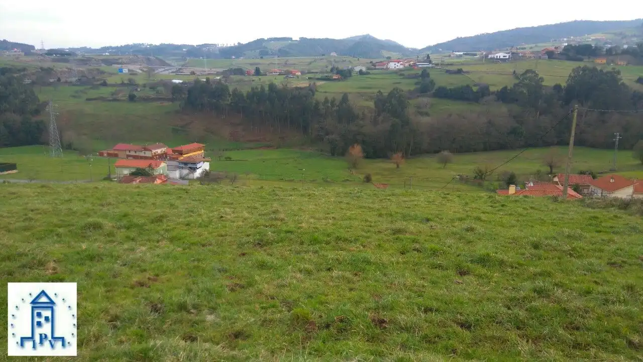 Terreny residencial en venda a Corvera de Asturias