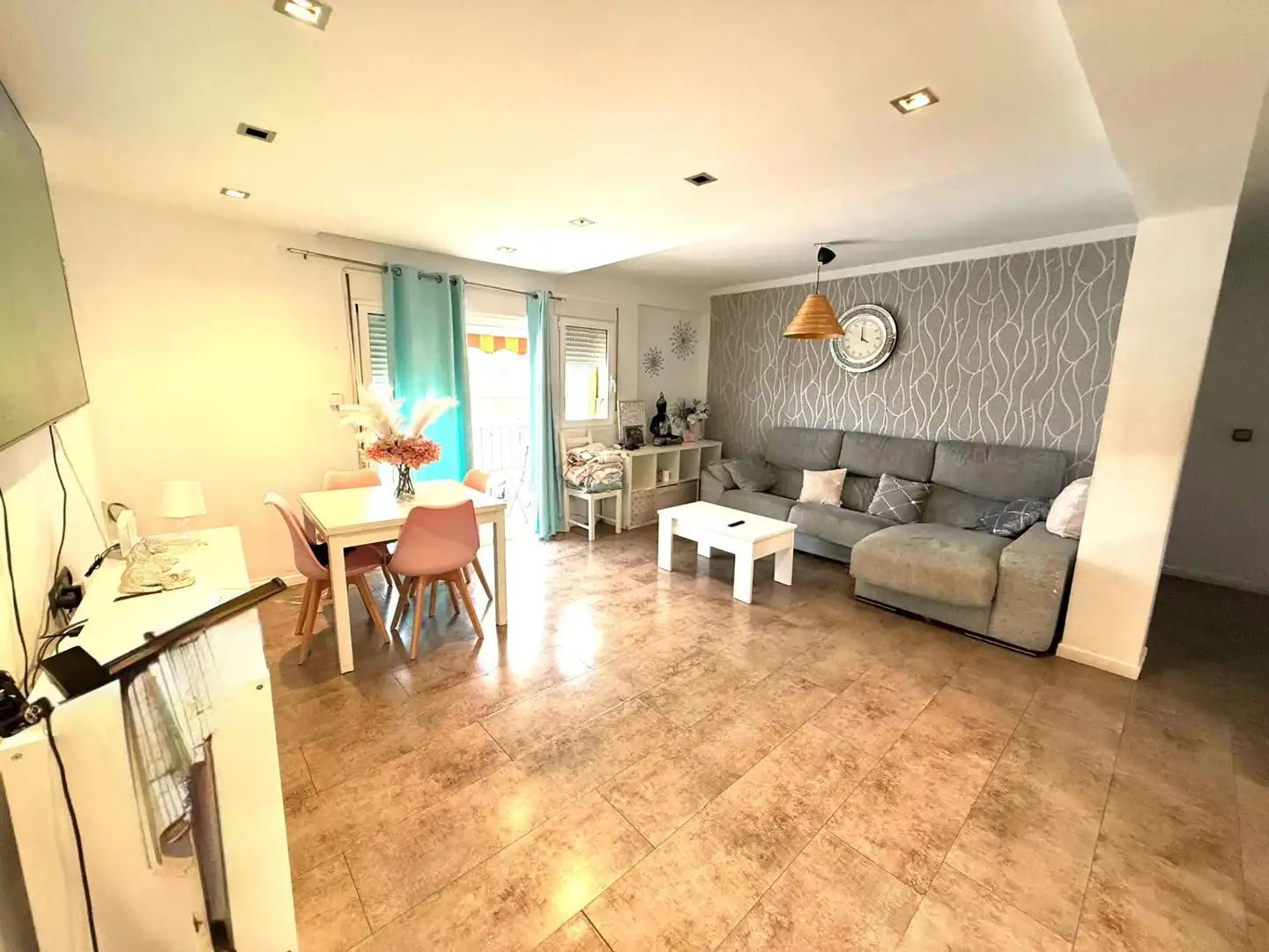 Sala de estar de Piso en venta en Vélez-Málaga con Aire acondicionado y Terraza