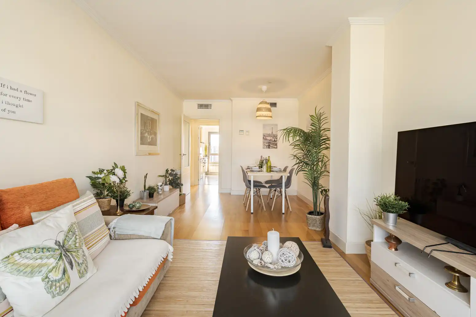 Sala de estar de Piso en venta en Madrid con Aire acondicionado, Calefacción y Jardín privado