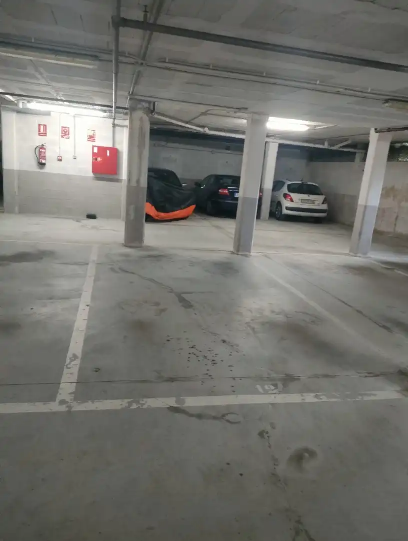 Parking de Garaje de alquiler en Castañeda