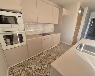 Kitchen of Flat for sale in Vic  with Heating, Parquet flooring and Microwave