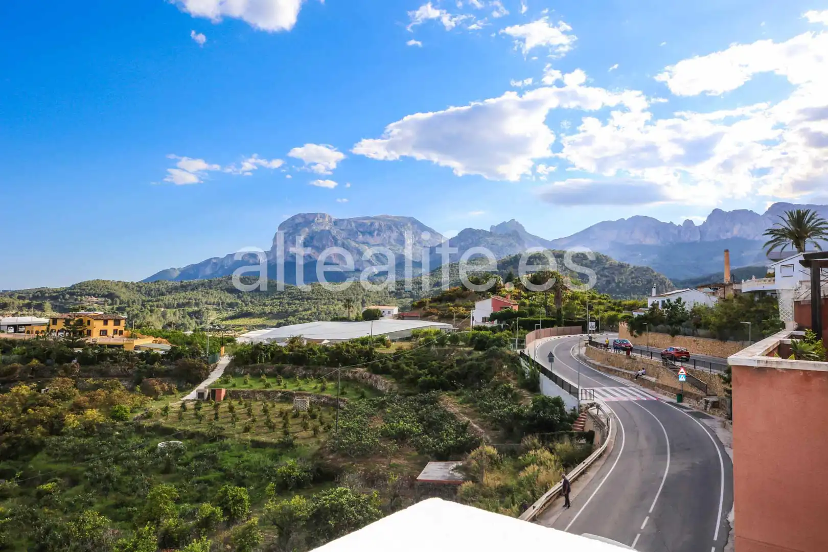 Vista exterior de Apartamento en venta en Callosa d'en Sarrià con Calefacción y Terraza
