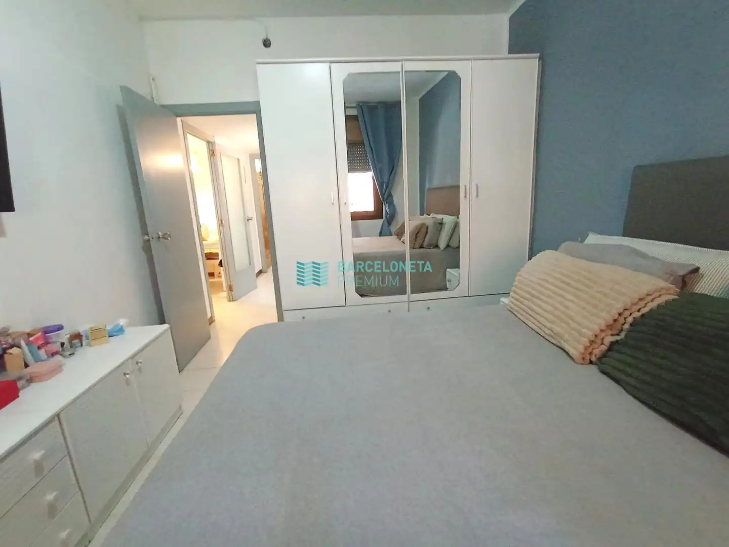 Habitación de Piso en venta en Barcelona con Calefacción, Terraza y Alarma