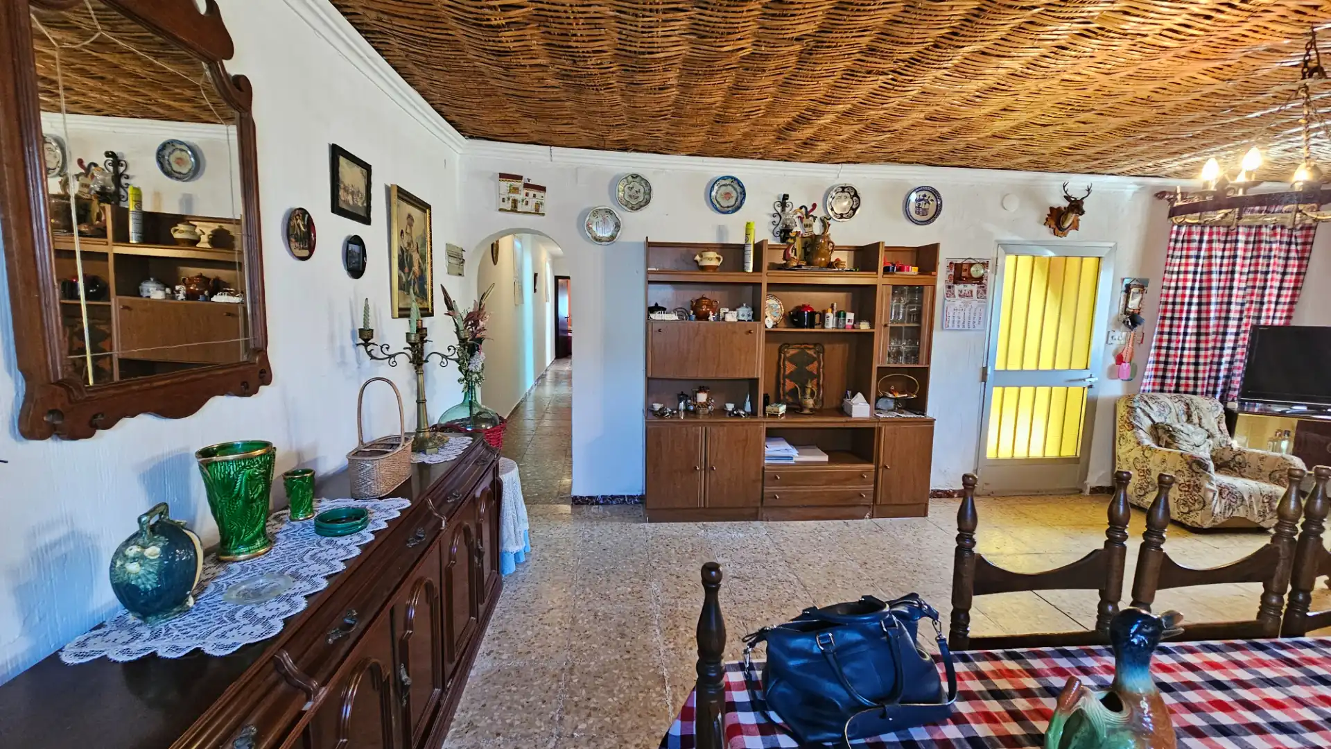 Houses for sale in Calle Mayor, Casetas - Villarrapa