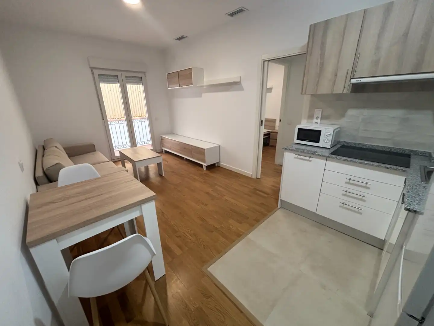 Sala de estar de Apartamento de alquiler en Lleida con Aire acondicionado, Calefacción y Parquet