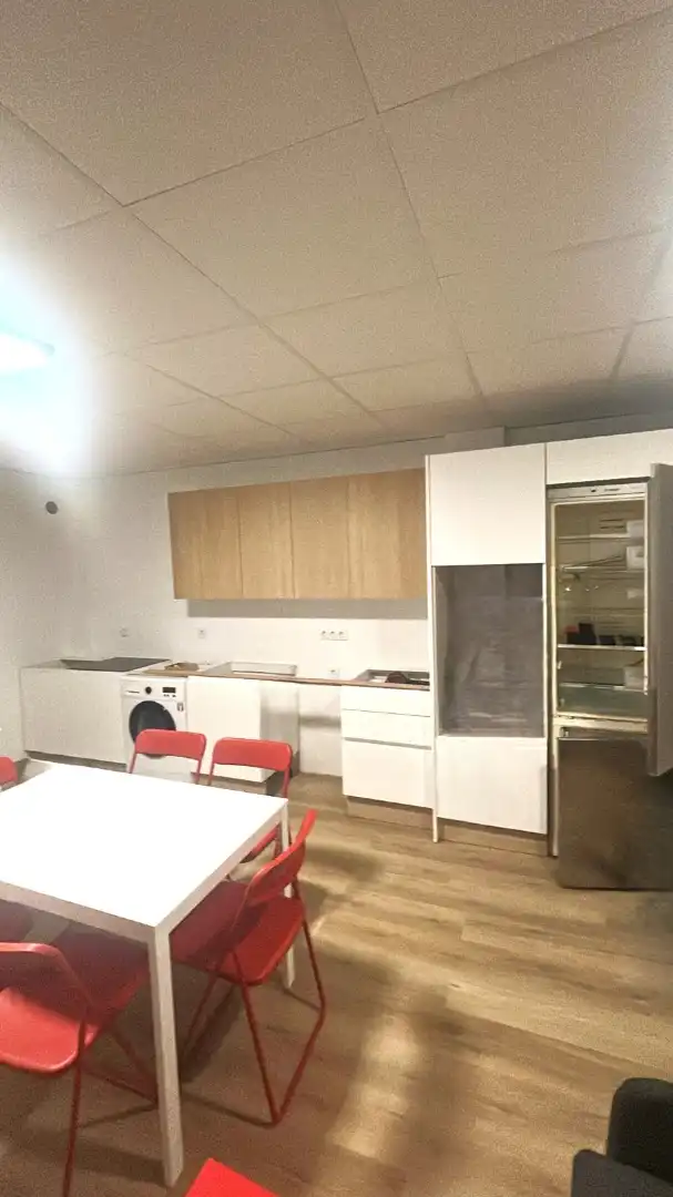 Cuina de Pis de lloguer en Murcia amb Moblat, Forn i Rentadora