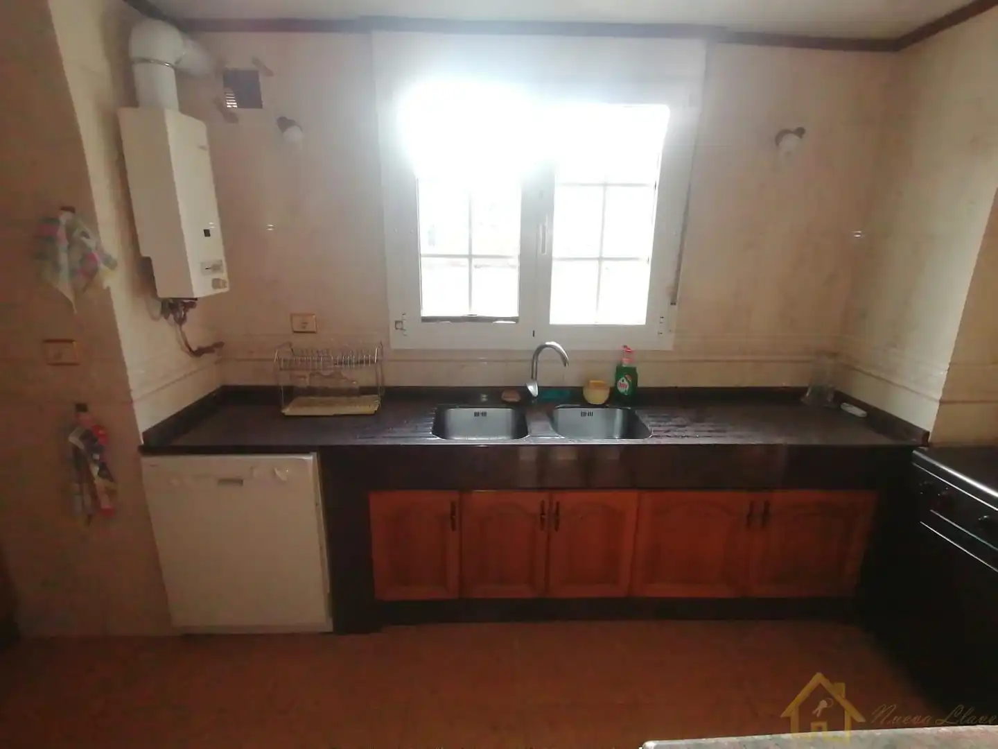 Kitchen of Houses for sale in Castroverde  with Heating, Storage room and Furnished