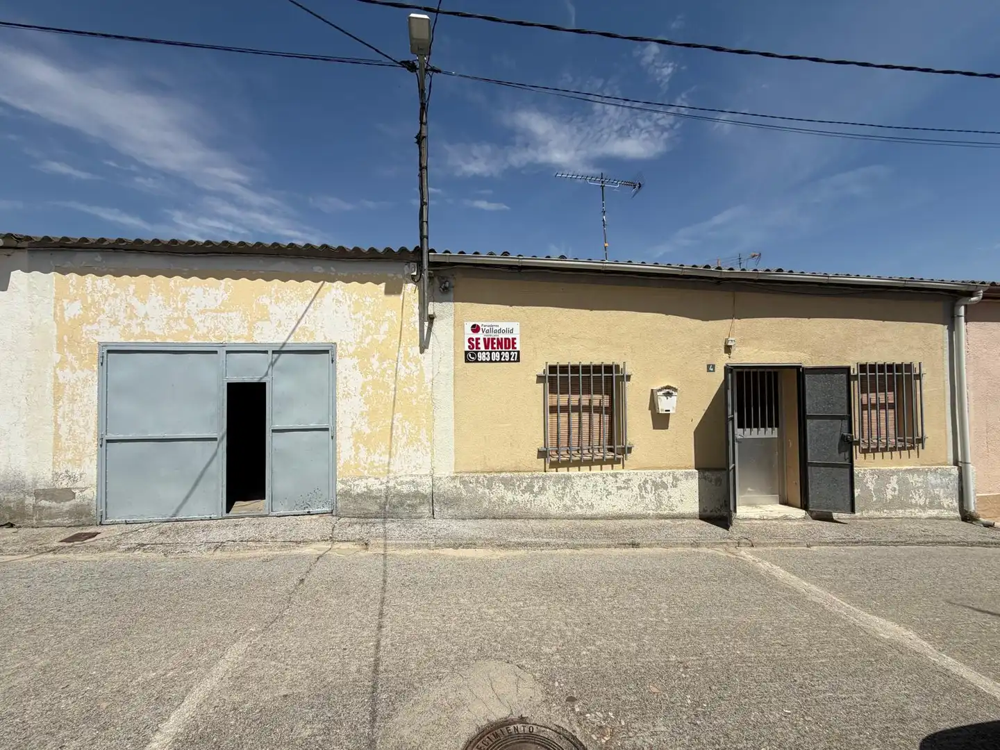 Vista exterior de Finca rústica en venda en Poveda de las Cintas amb Terrassa, Traster i Rentadora