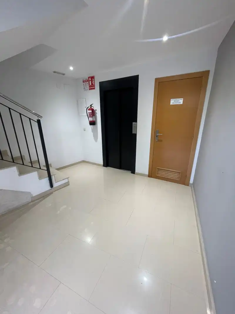 Maisonette zum Verkauf in Gandia mit Klimaanlage