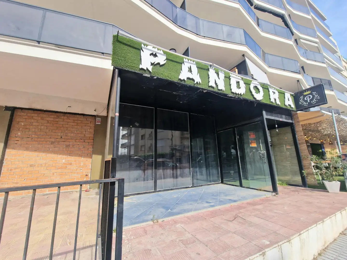 Business premises for sale in Carrer de Tortosa, imagen 3