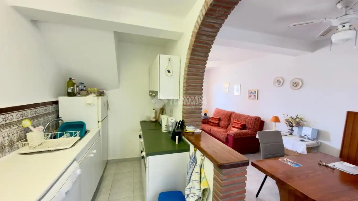 Cocina de Casa adosada en venta en Los Barrios con Aire acondicionado, Calefacción y Balcón