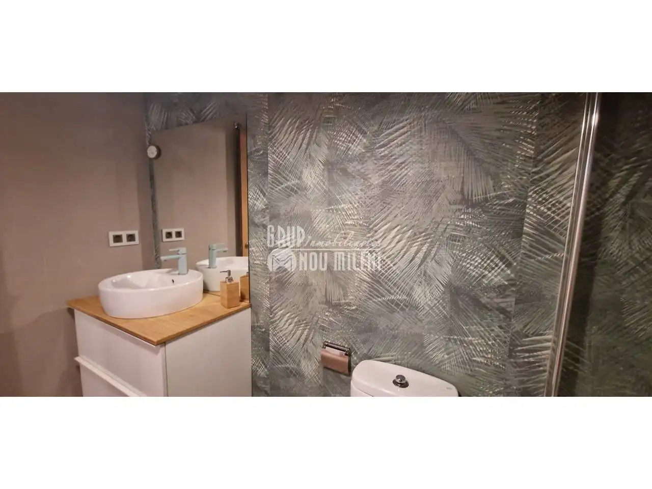 Bathroom of Flat for sale in Silla  with Air Conditioner, Heating and Parquet flooring