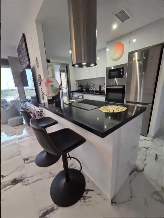 Cocina de Apartamento en venta en Orihuela con Aire acondicionado, Calefacción y Terraza